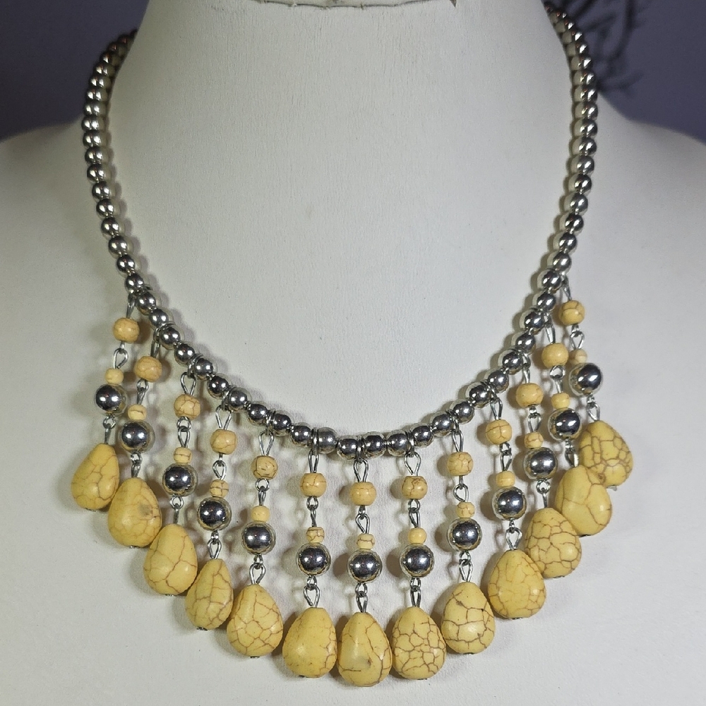 Paparazzi Silver and Marble Yellow Beaded Necklace